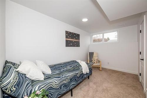 355 Mcmeans Ave, Winnipeg, MB 