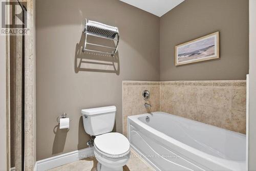 412 - 399 Elizabeth Street, Burlington, ON - Indoor Photo Showing Bathroom