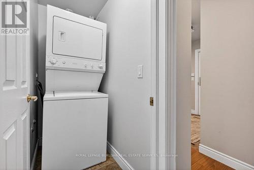 412 - 399 Elizabeth Street, Burlington, ON - Indoor Photo Showing Laundry Room