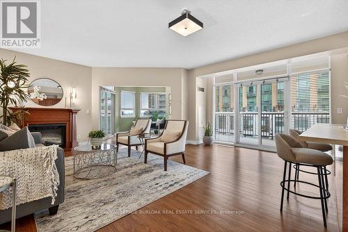 412 - 399 Elizabeth Street, Burlington, ON - Indoor Photo Showing Living Room With Fireplace