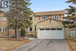28 HOLLINGSHEAD DRIVE Aurora, ON L4G 5J8