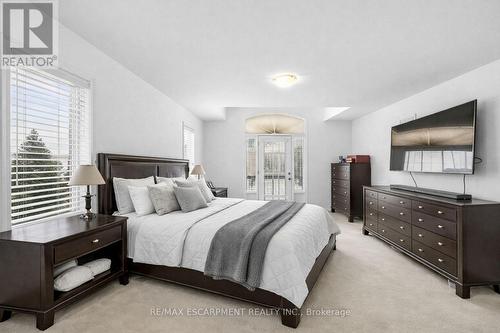 131 Robert Speck Parkway, Mississauga, ON - Indoor Photo Showing Bedroom