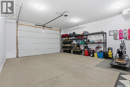 335 Secord Way, Saskatoon, SK - Indoor Photo Showing Garage