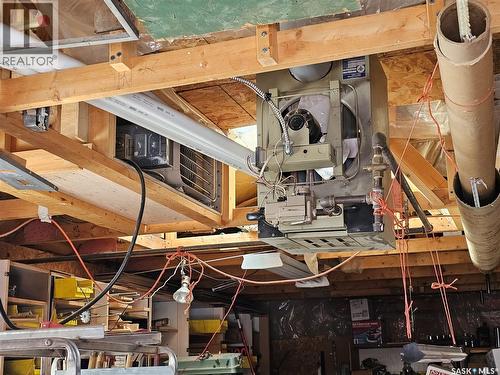 304 7Th Avenue Se, Swift Current, SK - Indoor Photo Showing Other Room