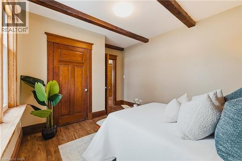 999 Vine Street, Cambridge, ON - Indoor Photo Showing Bedroom