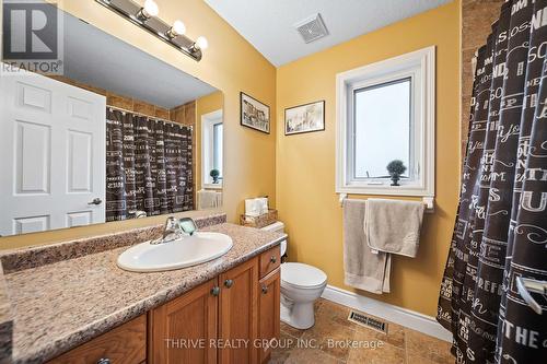 1025 Cherryhaven Drive, London South (South K), ON - Indoor Photo Showing Bathroom