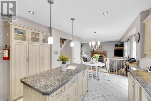 5 Ellisson Way, Ottawa, ON - Indoor Photo Showing Kitchen With Upgraded Kitchen