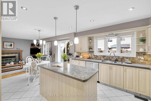 5 Ellisson Way, Ottawa, ON - Indoor Photo Showing Kitchen
