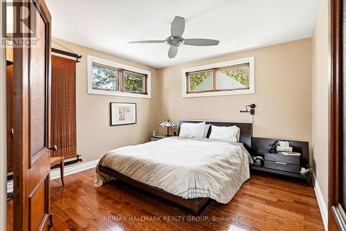 53 Scrivens Street, Ottawa, ON - Indoor Photo Showing Bedroom