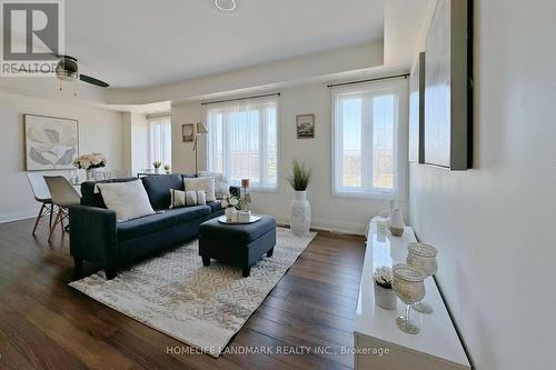 215 - 320 JOHN STREET  Markham, ON L3T 0B1