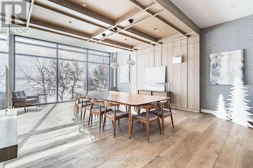 522 - 185 Dunlop Street E, Barrie, ON - Indoor Photo Showing Dining Room