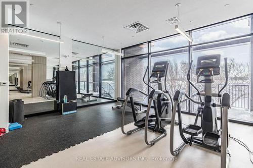 522 - 185 Dunlop Street E, Barrie, ON - Indoor Photo Showing Gym Room