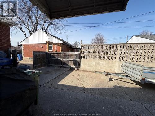 858 Laporte, Windsor, ON - Outdoor With Exterior