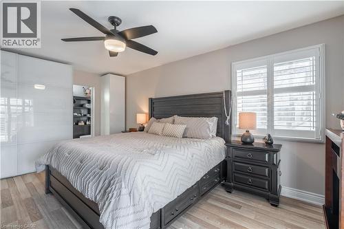 53 Third Road E, Hamilton, ON - Indoor Photo Showing Bedroom