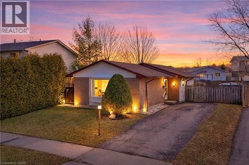 148 GORDON DRUMMOND Avenue  Hamilton, ON L8J 1G3