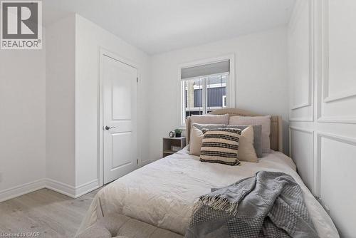 258 Sanatorium Road, Hamilton, ON - Indoor Photo Showing Bedroom