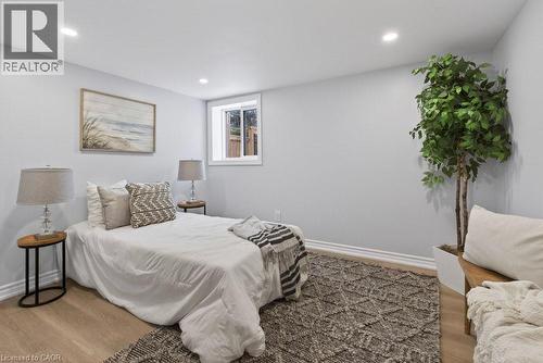258 Sanatorium Road, Hamilton, ON - Indoor Photo Showing Bedroom