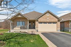 117 WILLOWDALE Crescent Port Dover, ON N0A 1N5
