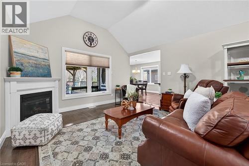 117 Willowdale Crescent, Port Dover, ON - Indoor Photo Showing Living Room With Fireplace