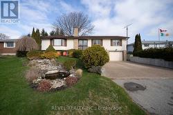 54 BEE STREET Norfolk, ON N0E 1P0