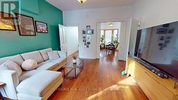 132 FERGUSON AVENUE N Hamilton, ON L8R 1L7