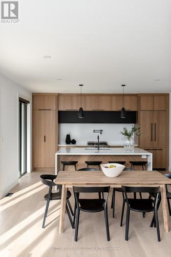 4368 Green Bend Road, London South (South V), ON - Indoor Photo Showing Dining Room