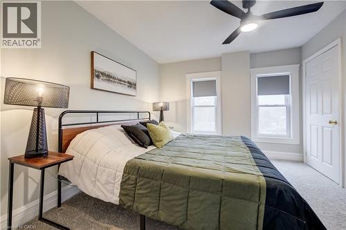 25 John Street, Cambridge, ON - Indoor Photo Showing Bedroom
