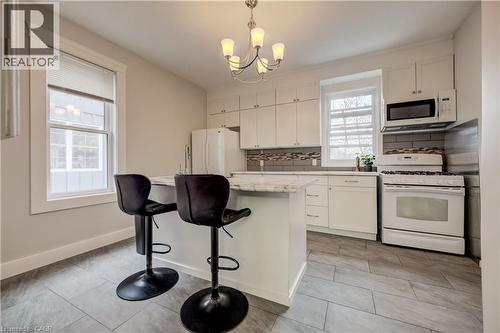 25 John Street, Cambridge, ON - Indoor Photo Showing Kitchen