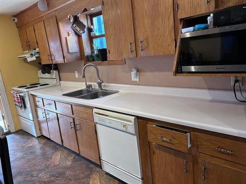 727 Highway 1, Hebron, NS 