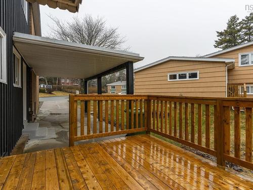7 Palisade Place, Clayton Park, NS 