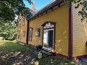9 Elm Street, Yarmouth, NS 