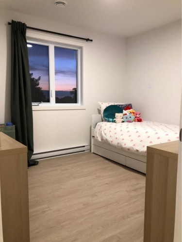 Bedroom - 101-142 Rue Caroline, Cowansville, QC - Indoor Photo Showing Bedroom