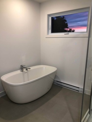 Bathroom - 101-142 Rue Caroline, Cowansville, QC - Indoor Photo Showing Bathroom