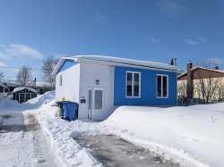 731 Rue des Tilleuls  Amos, QC J9T 2N4