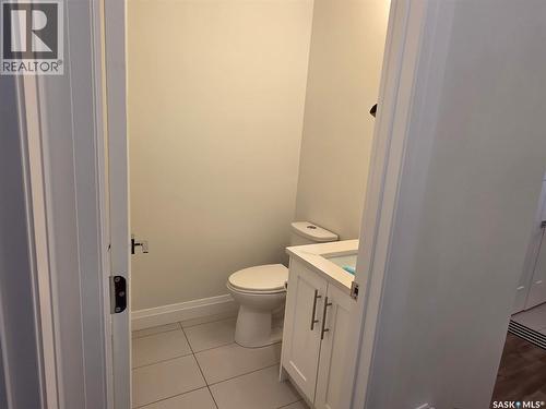 4118 Diefenbaker Drive, Saskatoon, SK - Indoor Photo Showing Bathroom
