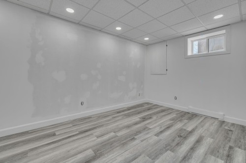 Chambre à coucher - 2738 Rue Du Vieux-Moulin, Lévis (Les Chutes-De-La-Chaudière-Est), QC - Indoor Photo Showing Other Room