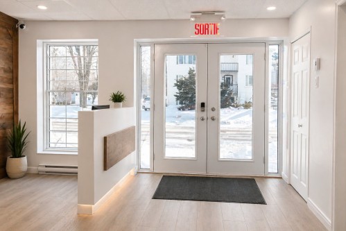 Hall d'entrée/Vestibule - 1025 Rue Principale, Prévost, QC - Indoor Photo Showing Other Room