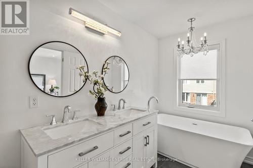 33 Tabaret Crescent, Oshawa (Windfields), ON - Indoor Photo Showing Bathroom