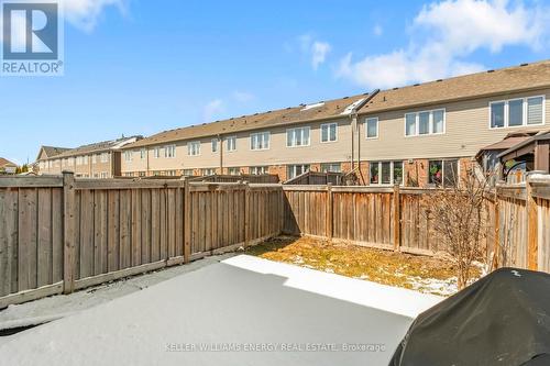 33 Tabaret Crescent, Oshawa (Windfields), ON - Outdoor
