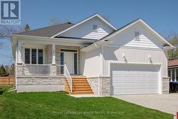60 52ND STREET S  Wasaga Beach, ON L0M 1P0
