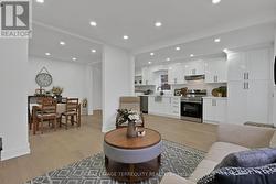 40 LEROY AVENUE  Toronto, ON M4J 4G8