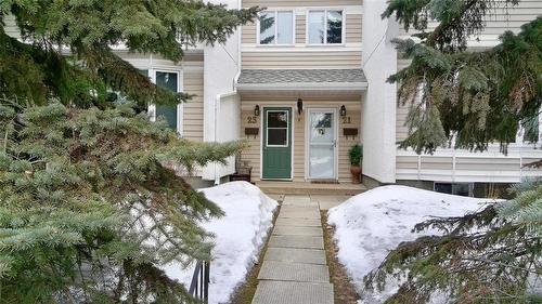 23 Durum Drive  Brandon, MB R7B 3M3