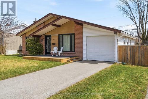 903 NAROCH BOULEVARD  Pickering (Bay Ridges), ON L1W 1T1