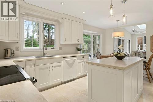 81 Reding Road, Ancaster, ON - Indoor Photo Showing Kitchen With Double Sink