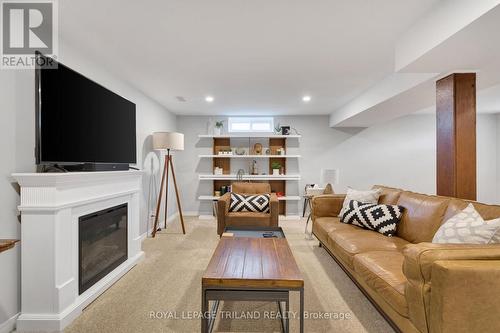 19 Sparta Street, St. Thomas, ON - Indoor With Fireplace