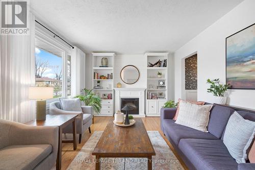 19 Sparta Street, St. Thomas, ON - Indoor Photo Showing Living Room With Fireplace