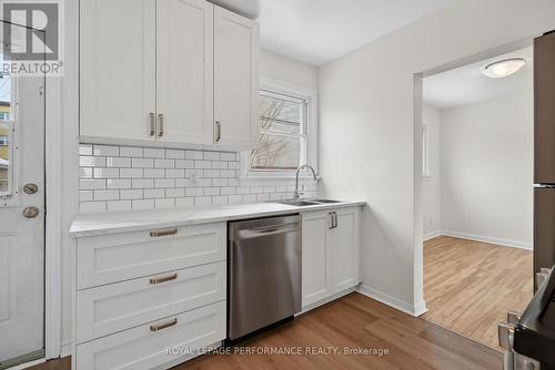 630 Borthwick Avenue, Ottawa, ON - Indoor Photo Showing Kitchen