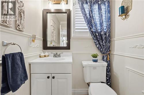 48 Chester Crescent, Georgetown, ON - Indoor Photo Showing Bathroom