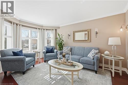 48 Chester Crescent, Georgetown, ON - Indoor Photo Showing Living Room