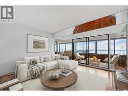 63 2212 FOLKESTONE WAY  West Vancouver, BC V7S 2X7